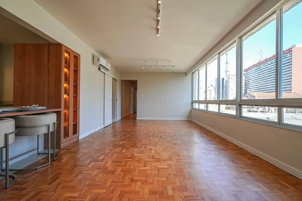 Foto 6 de Apartamento com 4 quartos à venda, 145m2 em Bela Vista, São Paulo - SP