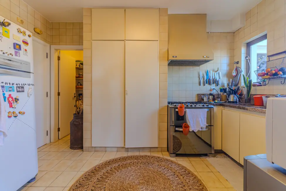 Foto 5 de Apartamento com 4 quartos à venda, 246m2 em Pinheiros, São Paulo - SP