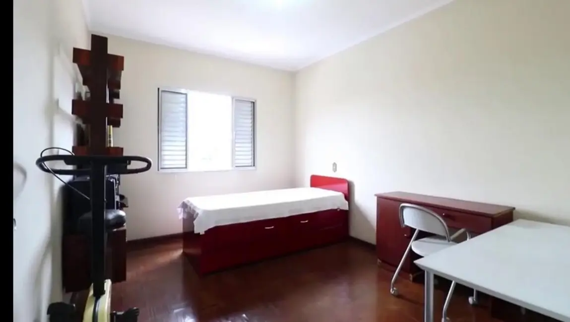 Foto 9 de Casa com 4 quartos à venda, 228m2 em Parque Peruche, São Paulo - SP