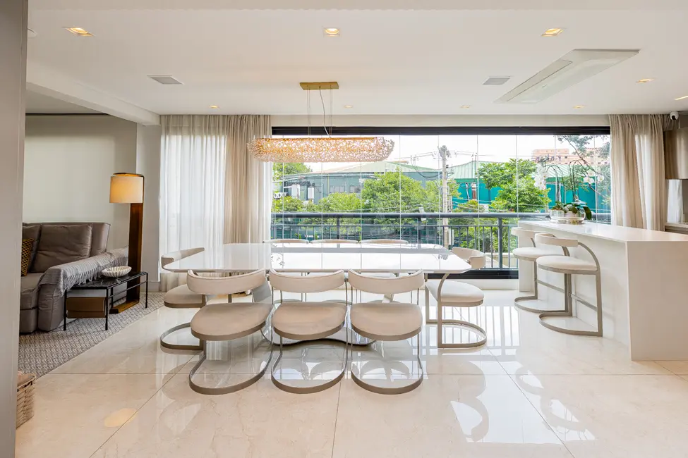 Apartamento com 3 quartos à venda, 220m2 em Vila Olímpia, São Paulo - SP - imagem 2 Foto 2 de Apartamento com 3 quartos à venda, 220m2 em Vila Olímpia, São Paulo - SP