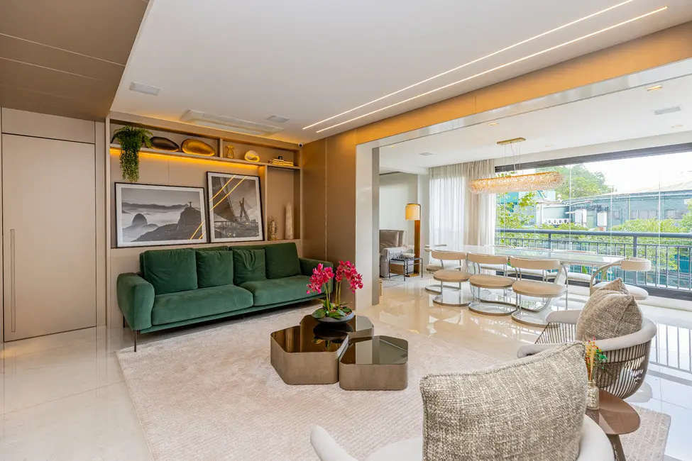 Apartamento com 3 quartos à venda, 220m2 em Vila Olímpia, São Paulo - SP - imagem 4 Foto 4 de Apartamento com 3 quartos à venda, 220m2 em Vila Olímpia, São Paulo - SP