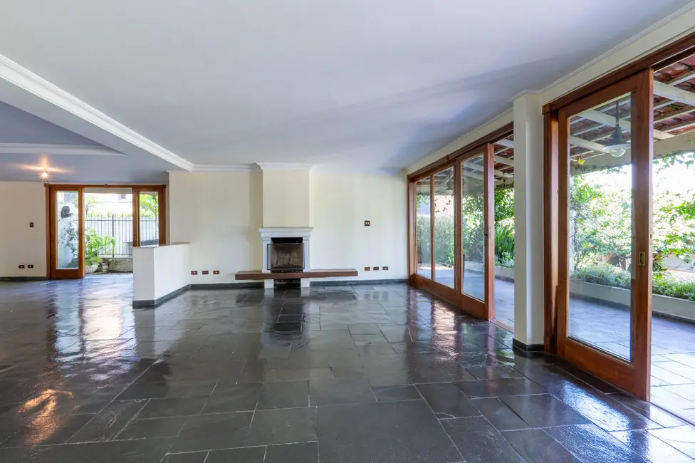 Foto 2 de Casa com 5 quartos à venda, 352m2 em Jardim Leonor, São Paulo - SP