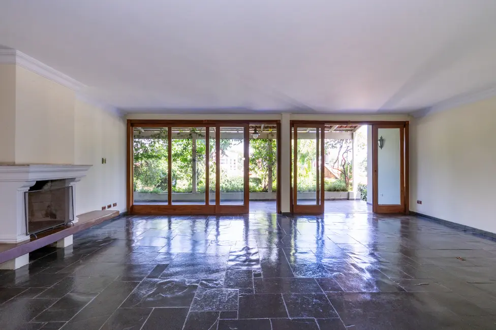 Foto 3 de Casa com 5 quartos à venda, 352m2 em Jardim Leonor, São Paulo - SP