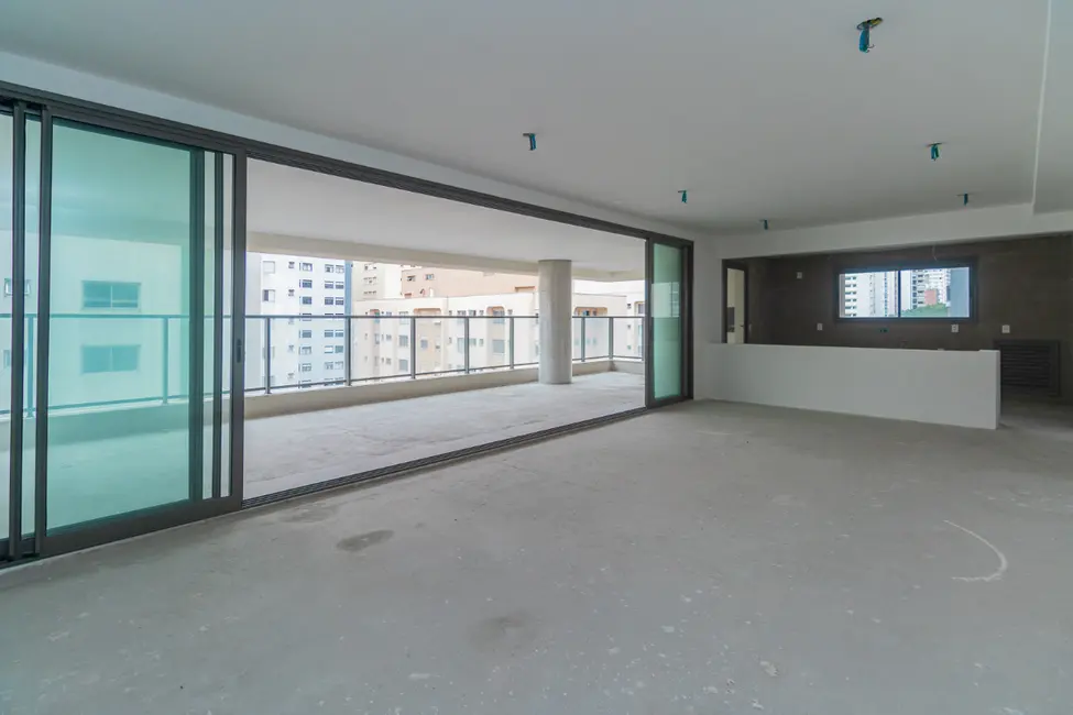 Foto 1 de Apartamento com 3 quartos à venda, 205m2 em São Paulo - SP