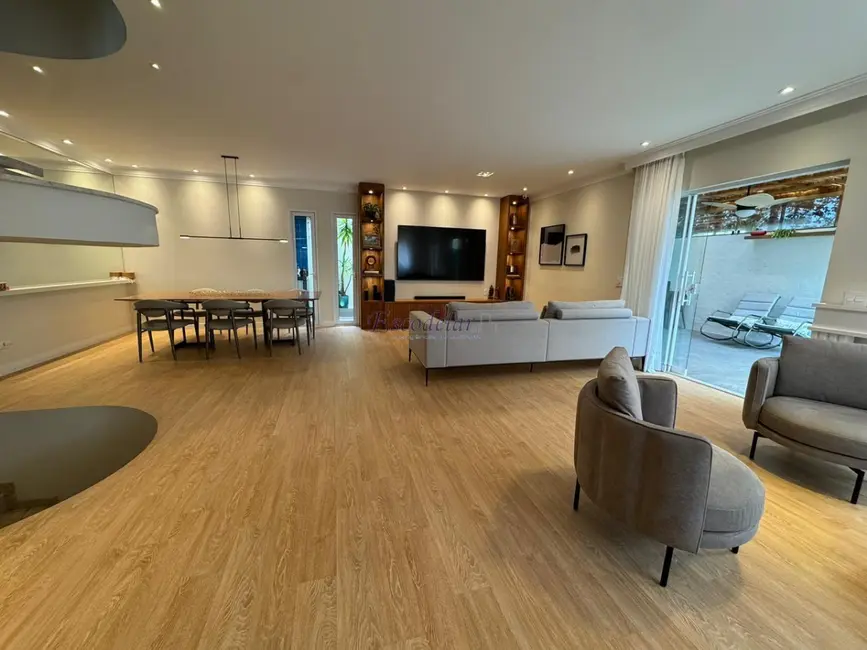 Casa de Condomínio com 3 quartos à venda, 407m2 em Campo Belo, São Paulo - SP - imagem 5 Foto 5 de Casa de Condomínio com 3 quartos à venda, 407m2 em Campo Belo, São Paulo - SP