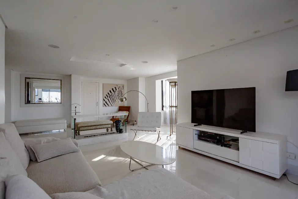 Foto 3 de Cobertura com 3 quartos à venda, 197m2 em Campo Belo, São Paulo - SP