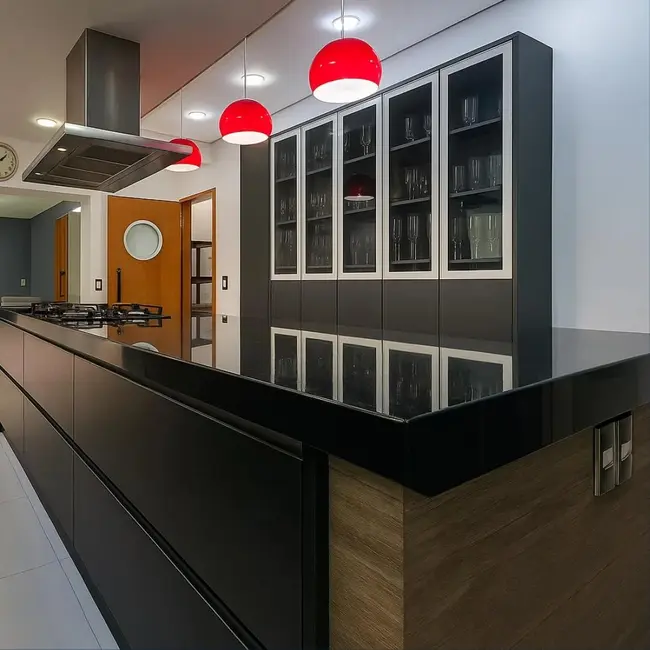 Foto 9 de Sobrado com 4 quartos à venda, 299m2 em Jardim das Bandeiras, São Paulo - SP