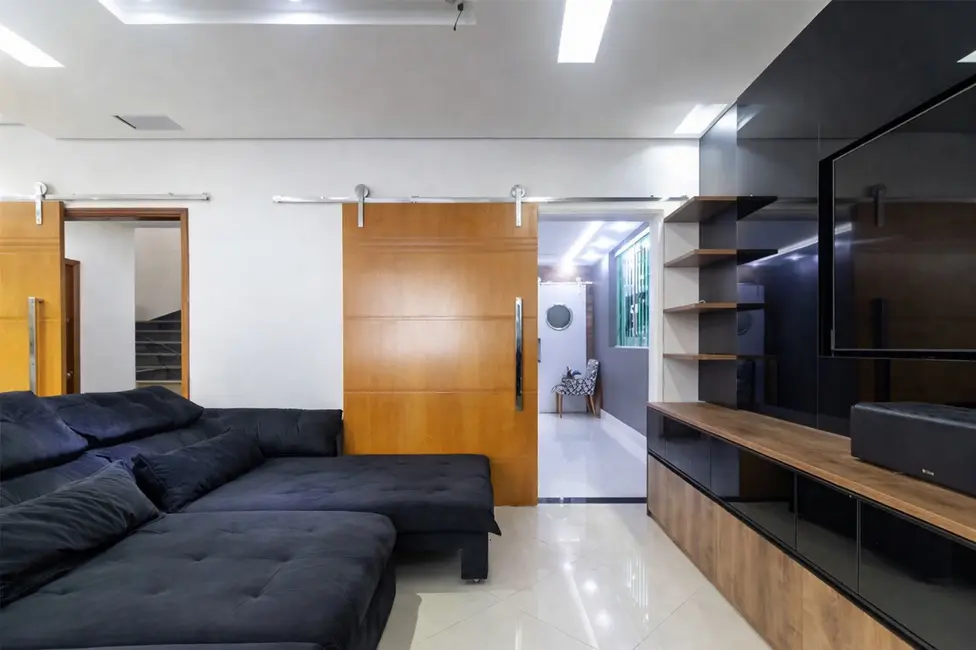 Foto 3 de Sobrado com 4 quartos à venda, 299m2 em Jardim das Bandeiras, São Paulo - SP