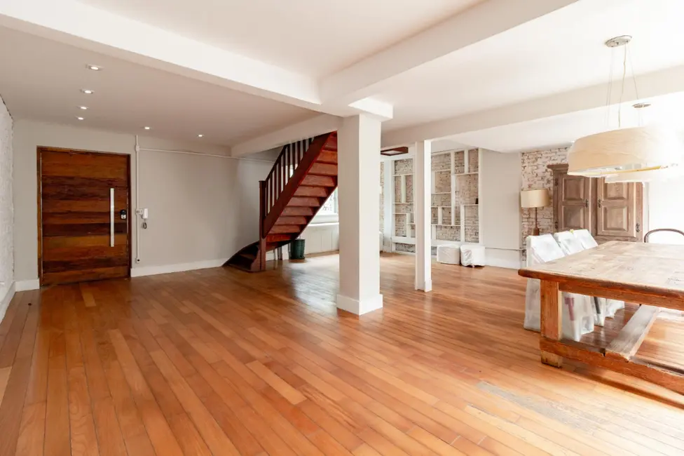 Foto 5 de Casa de Vila com 3 quartos à venda, 149m2 em Vila Nova Conceição, São Paulo - SP