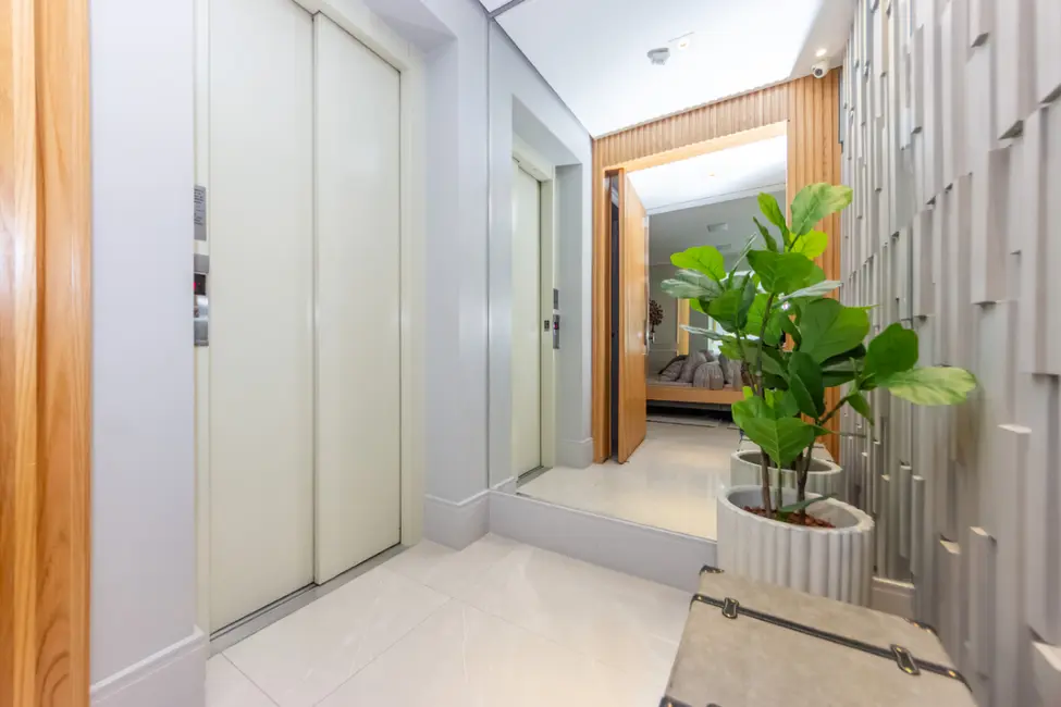 Foto 2 de Apartamento com 3 quartos à venda, 198m2 em São Paulo - SP
