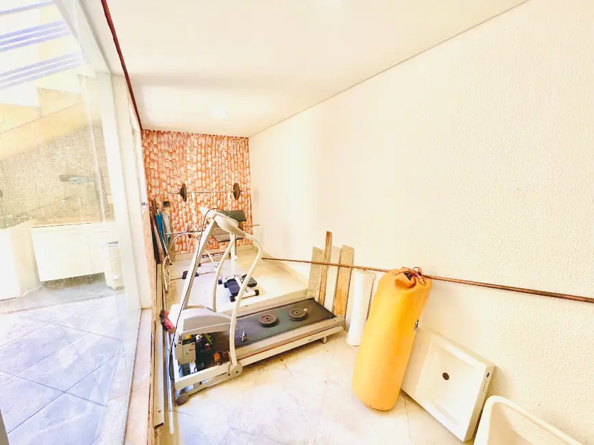 Sobrado com 2 quartos à venda, 174m2 em Parque São Lucas, São Paulo - SP - imagem 5 Foto 5 de Sobrado com 2 quartos à venda, 174m2 em Parque São Lucas, São Paulo - SP