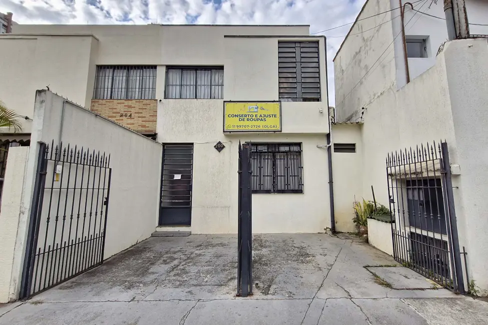 Foto 4 de Casa com 3 quartos à venda, 215m2 em Vila Cordeiro, São Paulo - SP