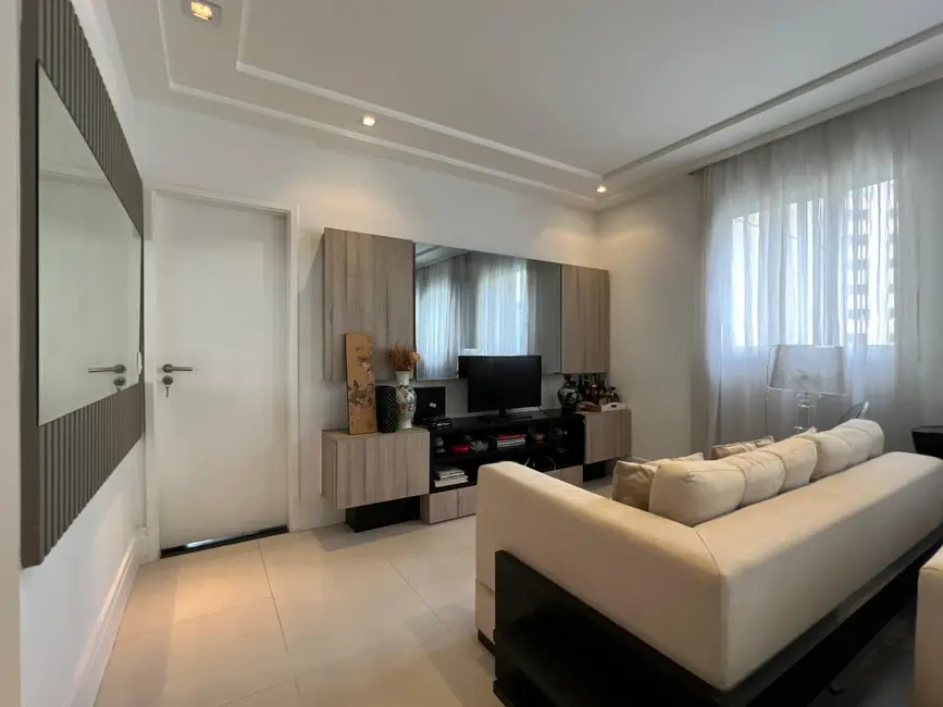 Foto 3 de Apartamento com 3 quartos à venda, 137m2 em Vila Suzana, São Paulo - SP