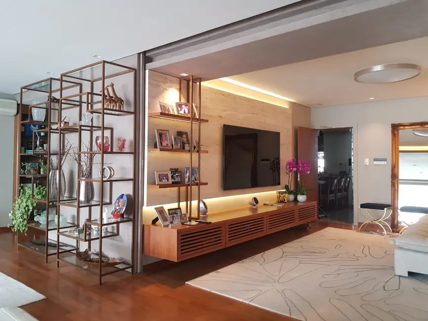 Foto 7 de Apartamento com 4 quartos à venda, 290m2 em Itaim Bibi, São Paulo - SP