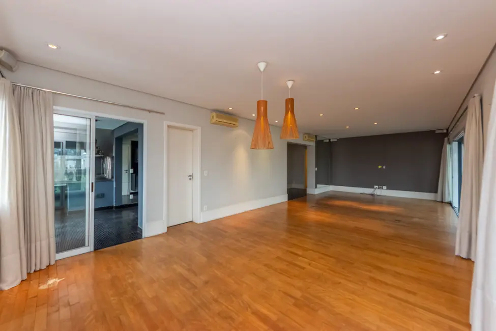 Foto 5 de Apartamento com 4 quartos à venda, 233m2 em Vila Uberabinha, São Paulo - SP
