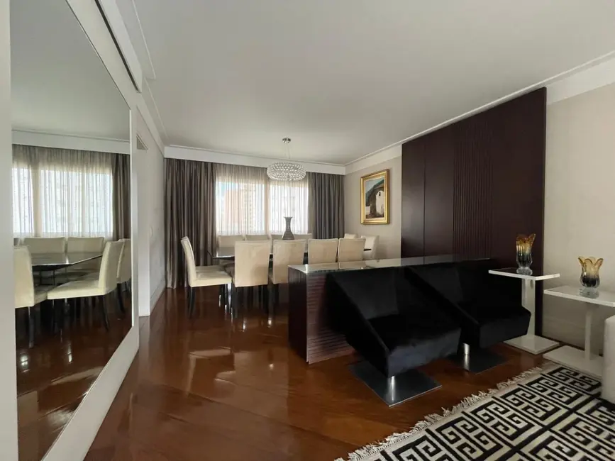 Foto 2 de Apartamento com 3 quartos à venda, 203m2 em Moema, São Paulo - SP