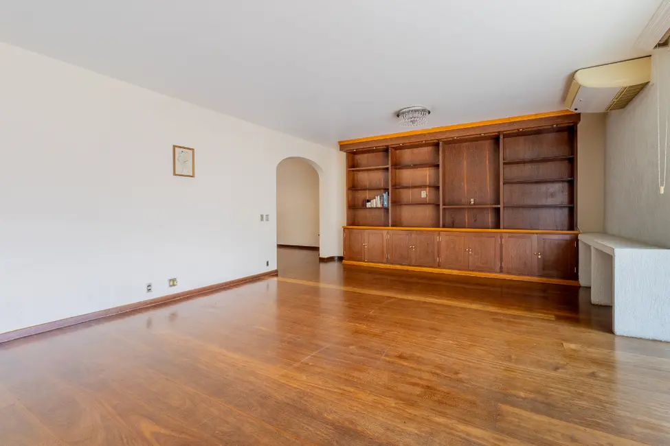 Apartamento com 4 quartos à venda, 310m2 em Higienópolis, São Paulo - SP - imagem 6 Foto 6 de Apartamento com 4 quartos à venda, 310m2 em Higienópolis, São Paulo - SP