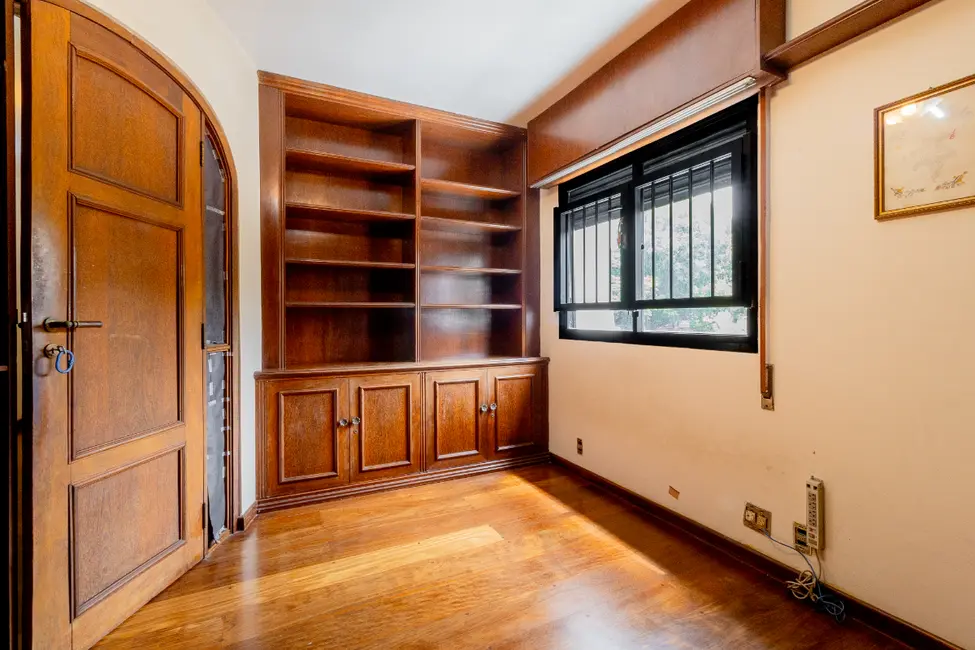 Apartamento com 4 quartos à venda, 310m2 em Higienópolis, São Paulo - SP - imagem 9 Foto 9 de Apartamento com 4 quartos à venda, 310m2 em Higienópolis, São Paulo - SP