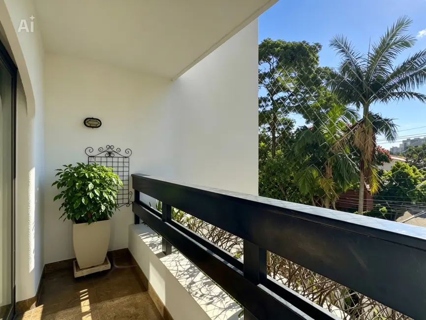 Foto 4 de Apartamento com 4 quartos à venda, 224m2 em Vila Madalena, São Paulo - SP