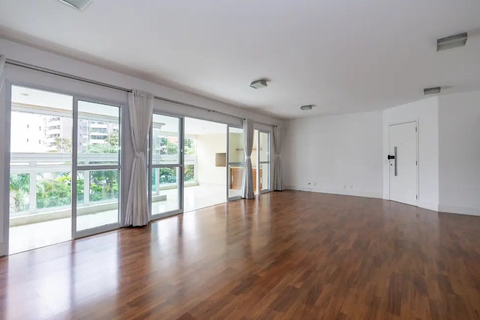 Apartamento com 3 quartos à venda, 155m2 em Campo Belo, São Paulo - SP - imagem 1 Foto 1 de Apartamento com 3 quartos à venda, 155m2 em Campo Belo, São Paulo - SP