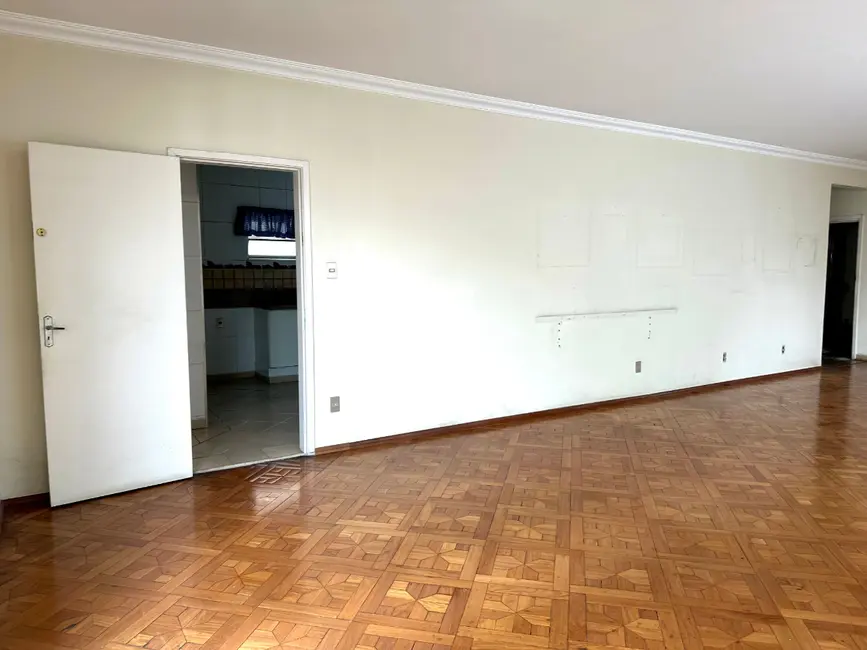 Foto 2 de Apartamento com 3 quartos à venda, 260m2 em Higienópolis, São Paulo - SP