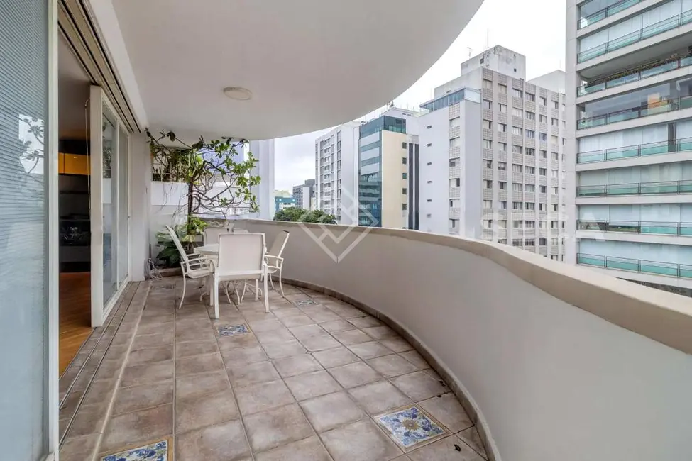 Foto 8 de Apartamento com 3 quartos para alugar, 155m2 em Jardim Paulista, São Paulo - SP