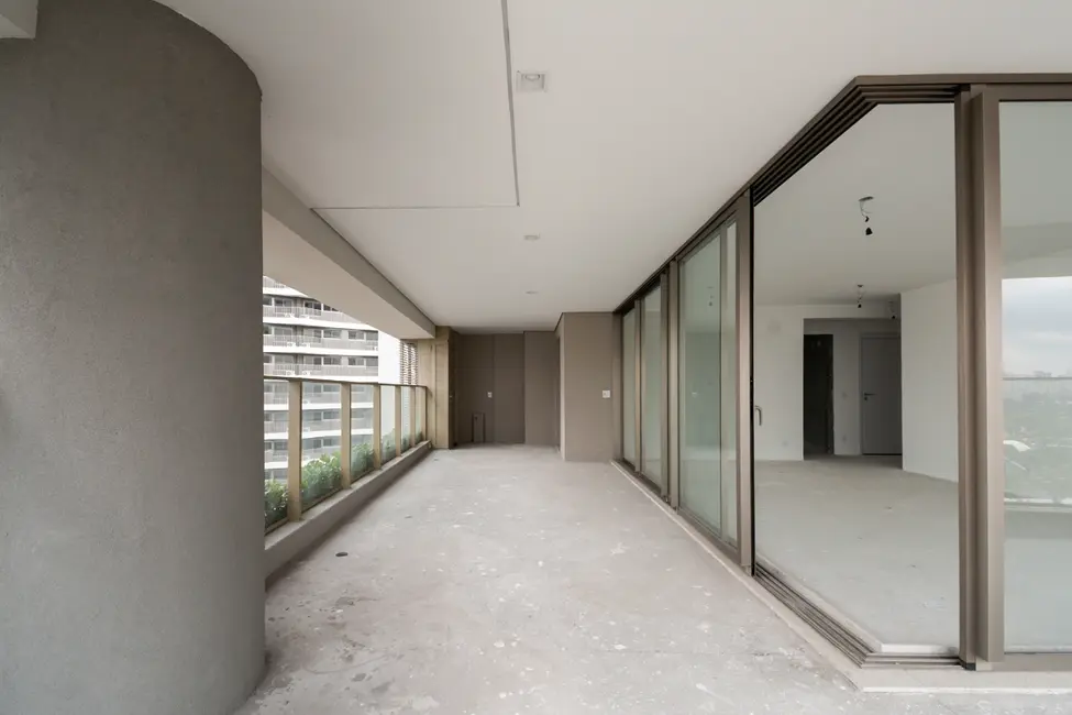 Foto 5 de Apartamento com 3 quartos à venda, 221m2 em Moema, São Paulo - SP