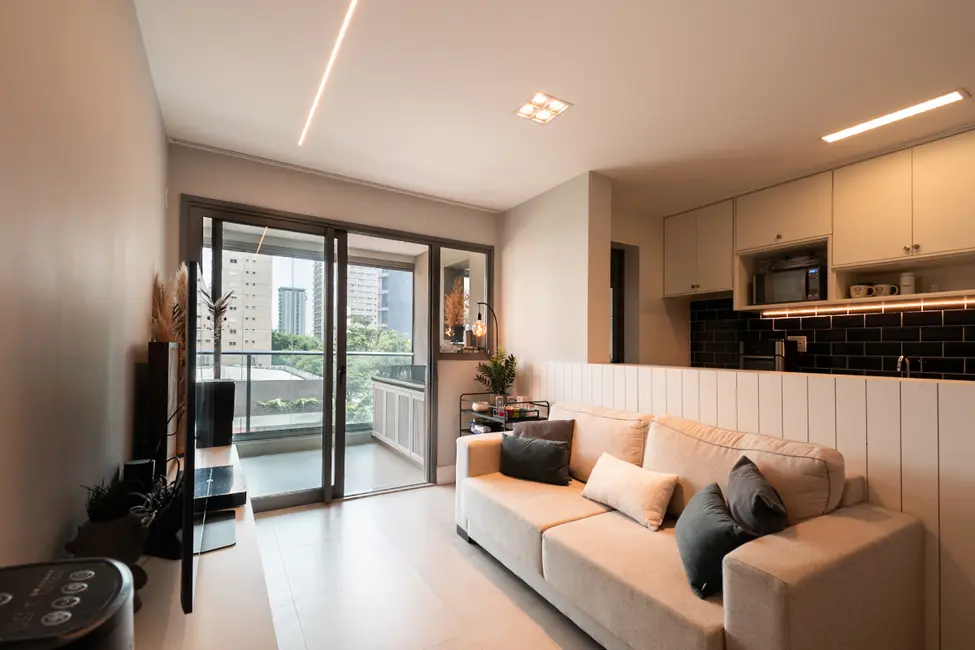 Foto 3 de Apartamento com 2 quartos à venda, 71m2 em Moema, São Paulo - SP