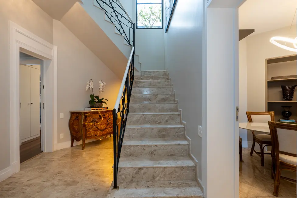 Foto 3 de Cobertura com 3 quartos à venda, 544m2 em Real Parque, São Paulo - SP