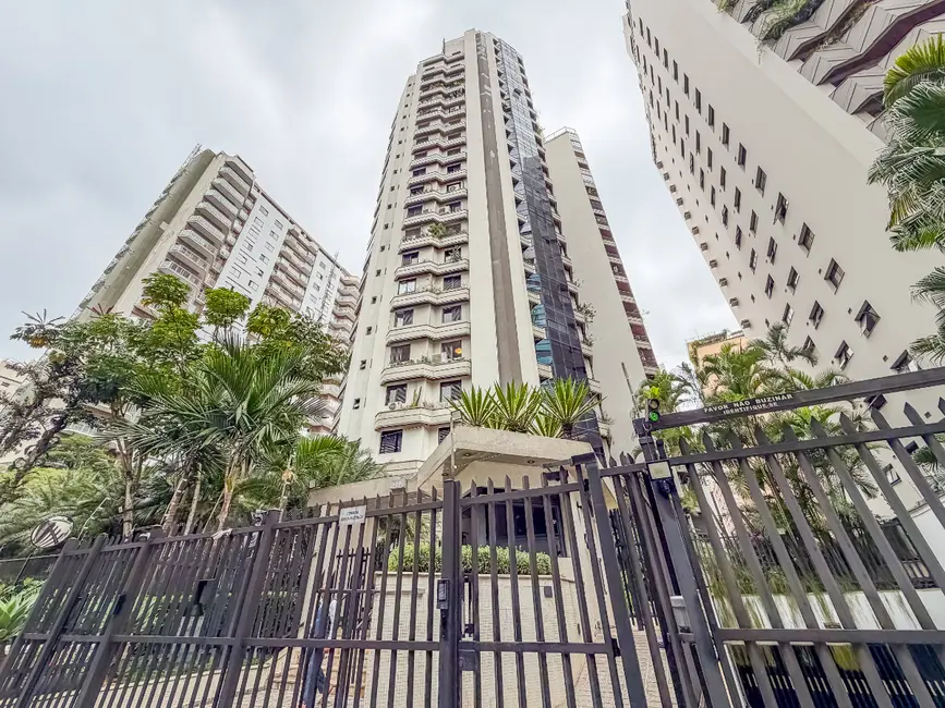 Foto 2 de Apartamento com 4 quartos à venda, 181m2 em Itaim Bibi, São Paulo - SP