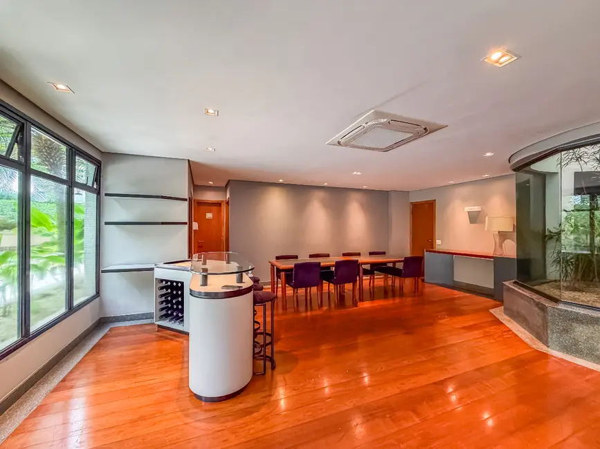 Foto 6 de Apartamento com 4 quartos à venda, 181m2 em Itaim Bibi, São Paulo - SP