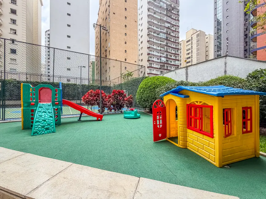 Foto 4 de Apartamento com 4 quartos à venda, 181m2 em Itaim Bibi, São Paulo - SP