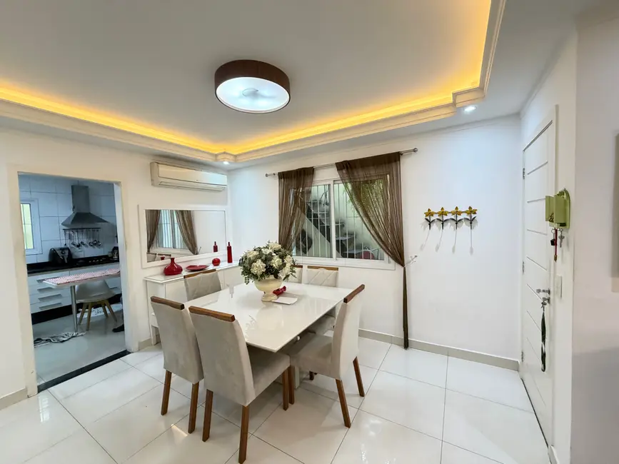 Foto 5 de Casa com 3 quartos à venda, 146m2 em Vila Alexandria, São Paulo - SP