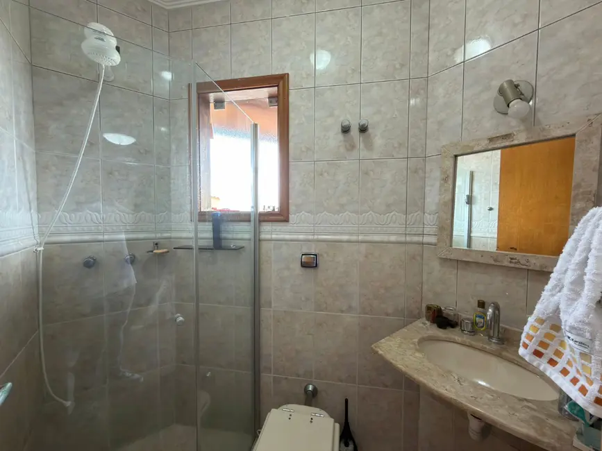 Sobrado com 4 quartos à venda, 230m2 em Jardim Paraíso, São Paulo - SP - imagem 6 Foto 6 de Sobrado com 4 quartos à venda, 230m2 em Jardim Paraíso, São Paulo - SP