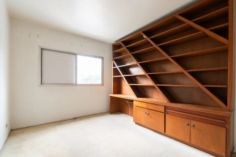 Apartamento com 4 quartos à venda, 196m2 em Moema, São Paulo - SP - imagem 9 Foto 9 de Apartamento com 4 quartos à venda, 196m2 em Moema, São Paulo - SP