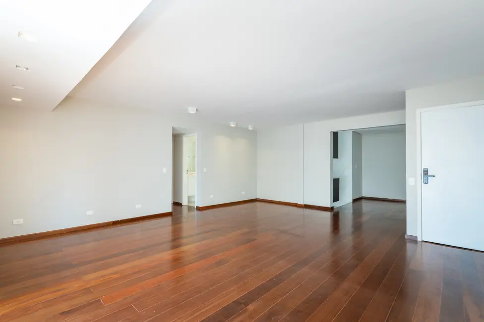 Apartamento com 2 quartos à venda, 95m2 em Vila Nova Conceição, São Paulo - SP - imagem 4 Foto 4 de Apartamento com 2 quartos à venda, 95m2 em Vila Nova Conceição, São Paulo - SP