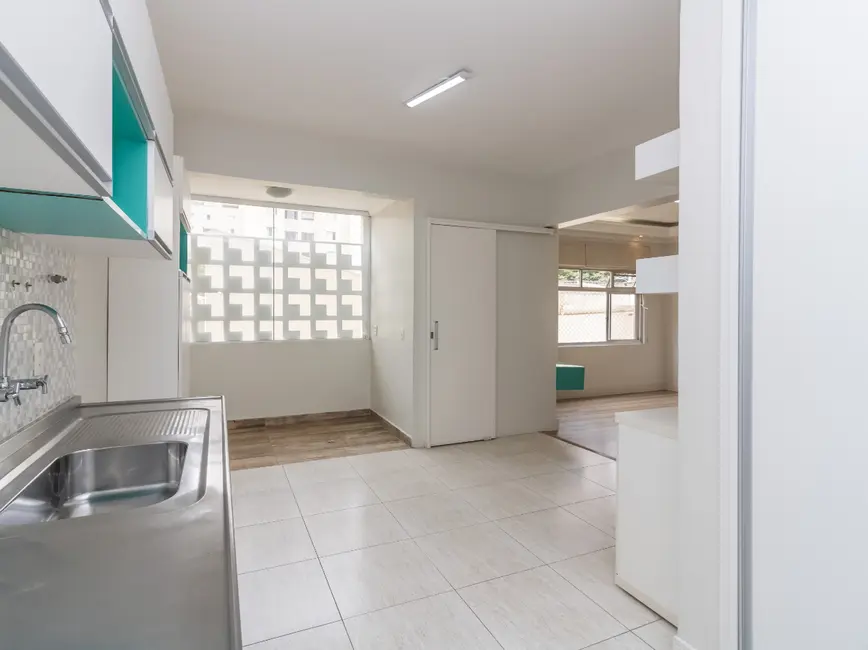 Apartamento com 3 quartos para alugar, 110m2 em Vila Uberabinha, São Paulo - SP - imagem 9 Foto 9 de Apartamento com 3 quartos para alugar, 110m2 em Vila Uberabinha, São Paulo - SP