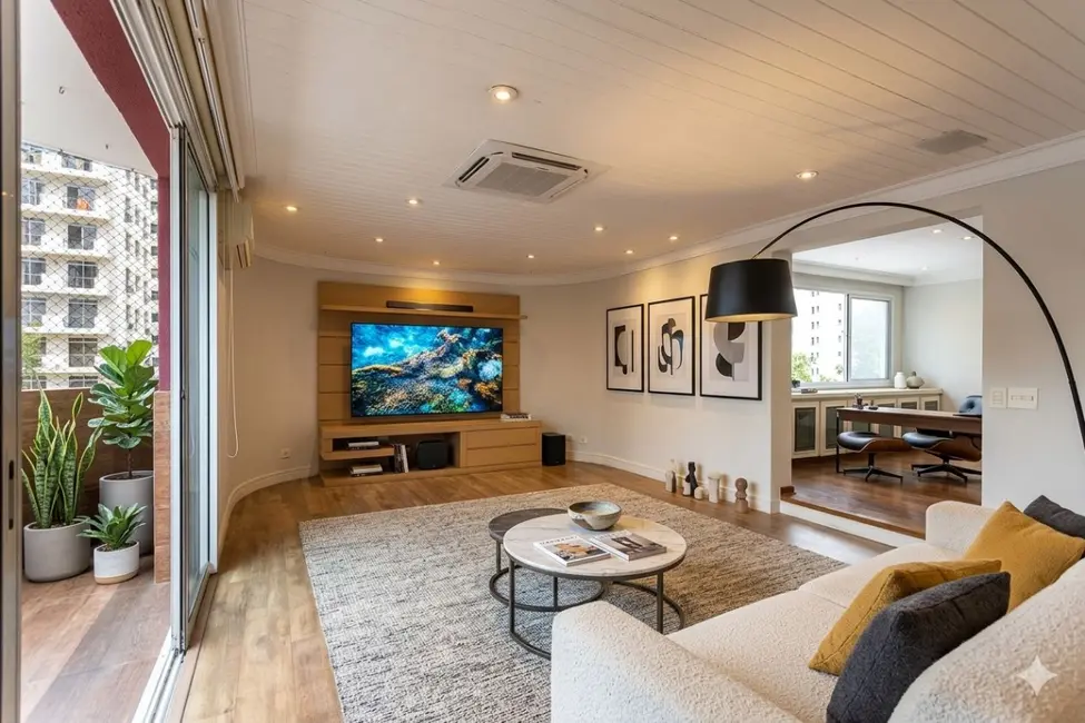 Foto 1 de Apartamento com 4 quartos à venda, 196m2 em Itaim Bibi, São Paulo - SP