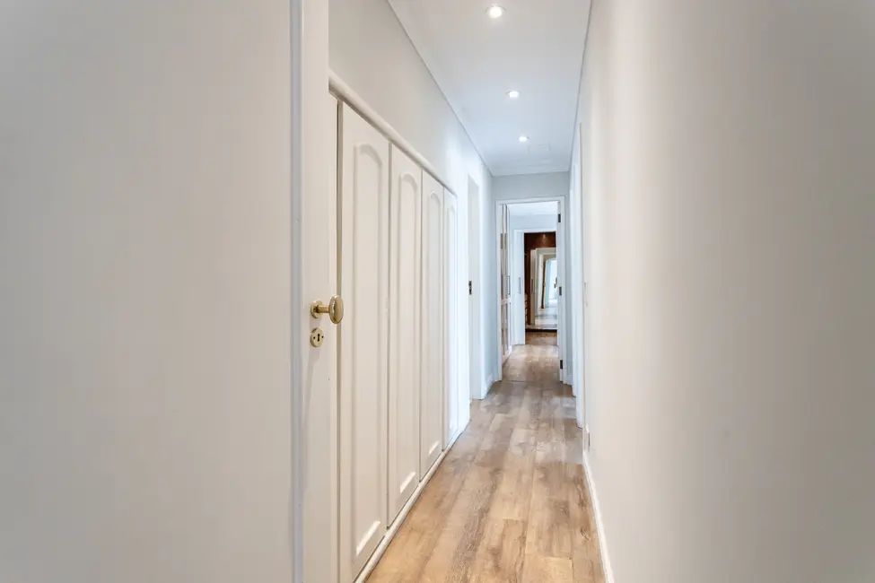 Foto 9 de Apartamento com 4 quartos à venda, 196m2 em Itaim Bibi, São Paulo - SP