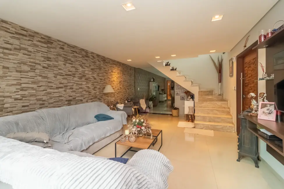 Foto 4 de Sobrado com 3 quartos à venda, 335m2 em São Paulo - SP