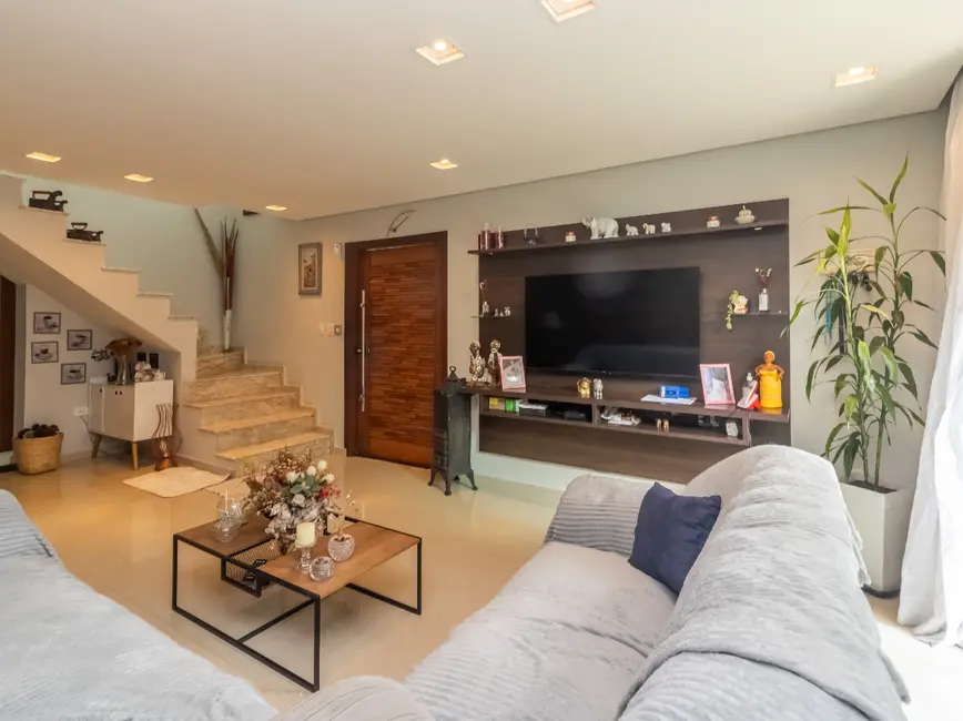 Foto 2 de Sobrado com 3 quartos à venda, 335m2 em São Paulo - SP