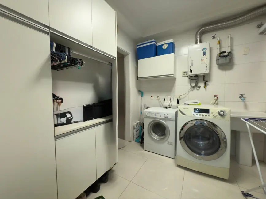 Foto 9 de Apartamento com 3 quartos à venda, 162m2 em Campo Belo, São Paulo - SP