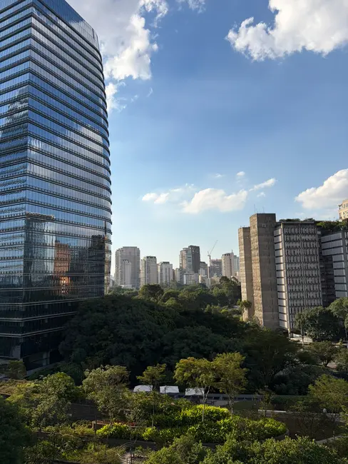 Apartamento com 1 quarto à venda, 68m2 em Vila Olímpia, São Paulo - SP - imagem 2 Foto 2 de Apartamento com 1 quarto à venda, 68m2 em Vila Olímpia, São Paulo - SP