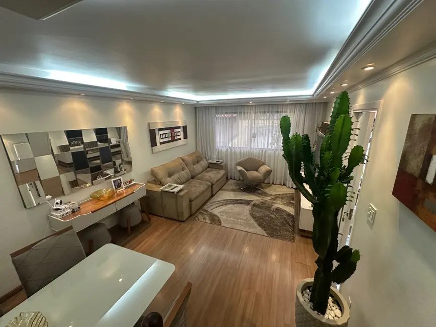 Foto 6 de Sobrado com 3 quartos à venda, 198m2 em Vila Mazzei, São Paulo - SP