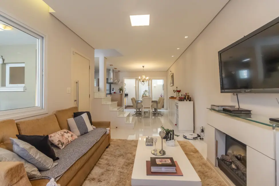 Foto 2 de Sobrado com 3 quartos à venda, 180m2 em Chácara Inglesa, São Paulo - SP