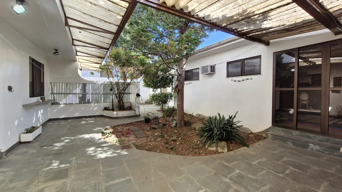 Foto 9 de Casa com 4 quartos à venda, 320m2 em Vila Inah, São Paulo - SP