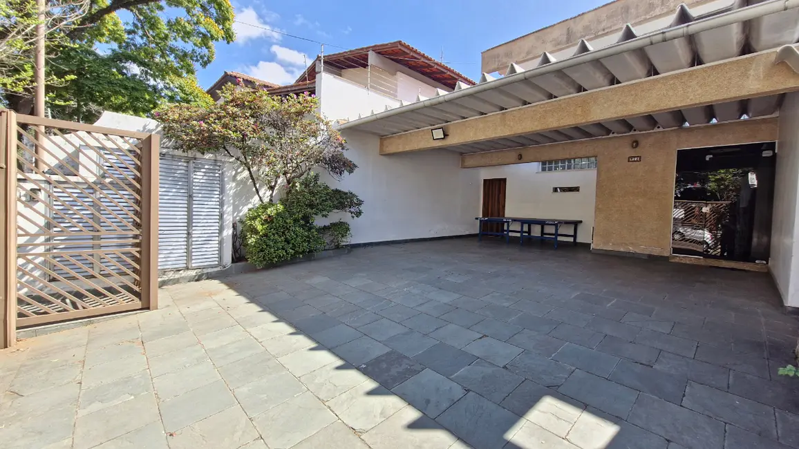 Foto 2 de Casa com 4 quartos à venda, 320m2 em Vila Inah, São Paulo - SP