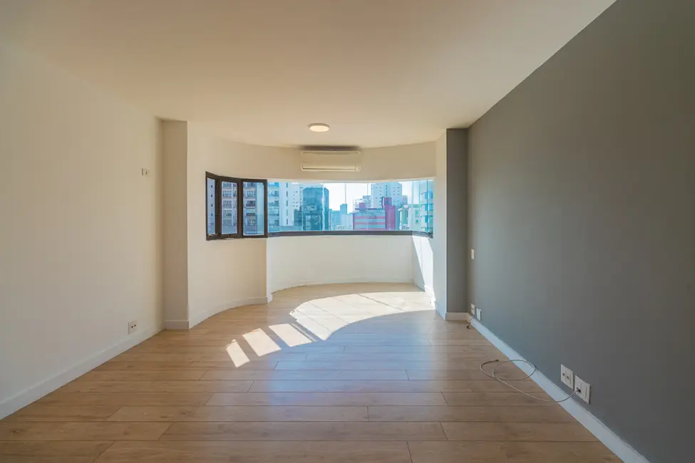 Foto 2 de Cobertura com 4 quartos à venda, 252m2 em Vila Clementino, São Paulo - SP