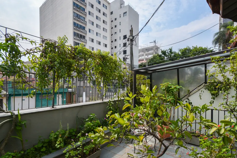 Foto 7 de Sobrado com 4 quartos à venda, 190m2 em Sumaré, São Paulo - SP