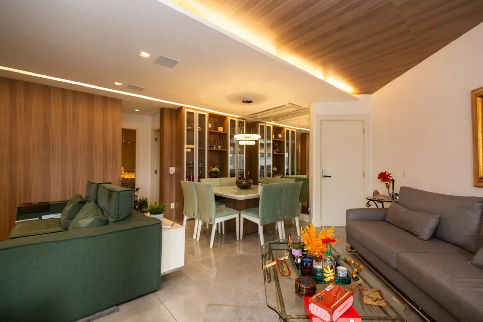 Foto 4 de Apartamento com 3 quartos à venda, 121m2 em Moema, São Paulo - SP